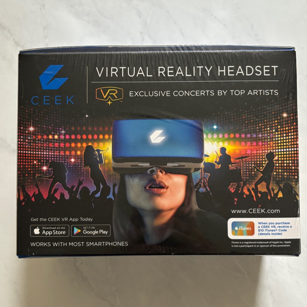 NWT! Ceek Virtual Reality VR headset